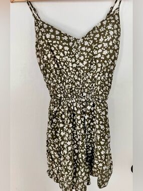 Olive Floral Cinch-Waist Women’s Shorts Romper